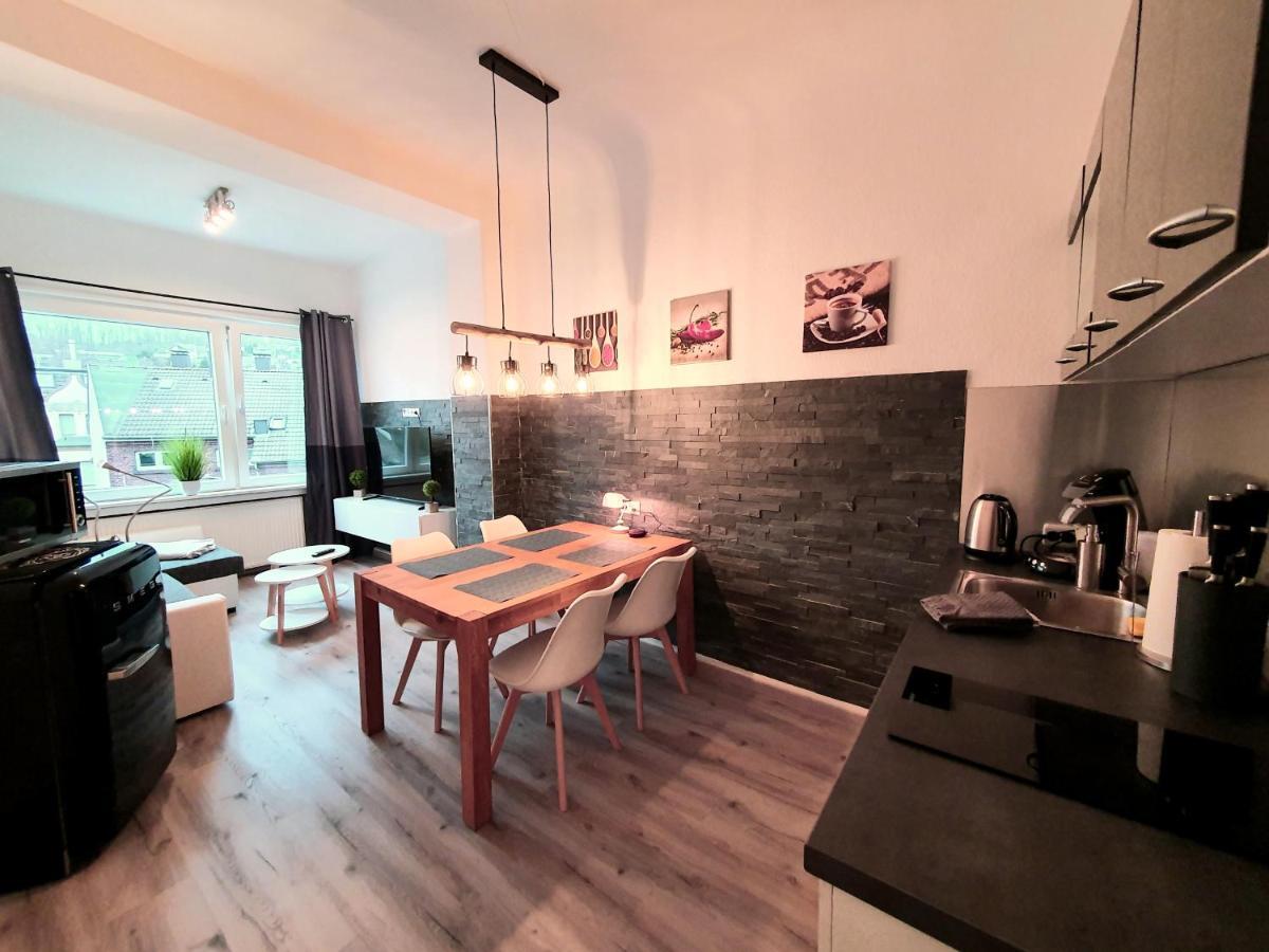 Moderne Wohlfuehloase Zentral In Seenaehe - Pillow Menu, 2 Stk 55" Smart Tvs, Netflix, Disneyplus Uvm Wetter  Dış mekan fotoğraf